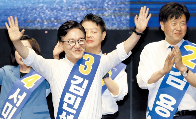 김민석 주말 경선 연승… 정청래에 누적득표 1.45%p 앞서