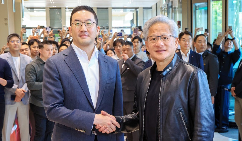 구광모·젠슨황 ‘AI협력’ 강화... 내년 ‘엔비디아 칩’ 심은 휴머노이드 공개