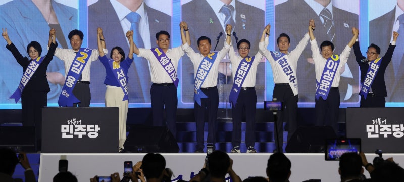 ‘친청’ <b>최민희</b>·이성윤·한민수, ‘친명’ 박선원·서미화 최고위원 ...