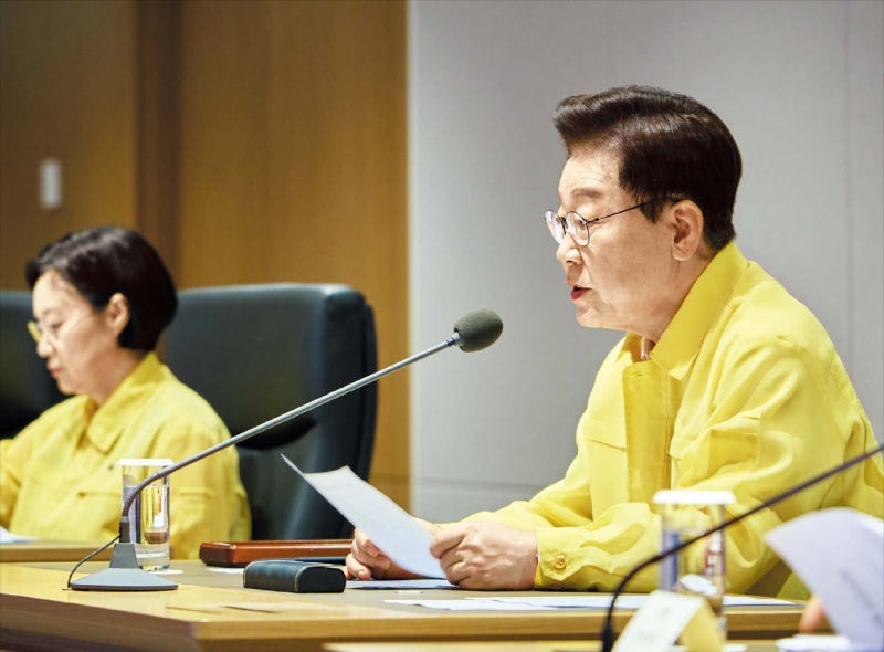 李 “우리 지킬 역량 차고 넘친다, 핵잠 사업에 속도”
