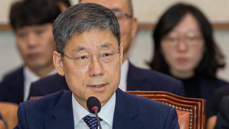 <b>법원행정처장</b> “靑, 李대통령 만날 기회 안줘…서면제청, 민정수석과 협...