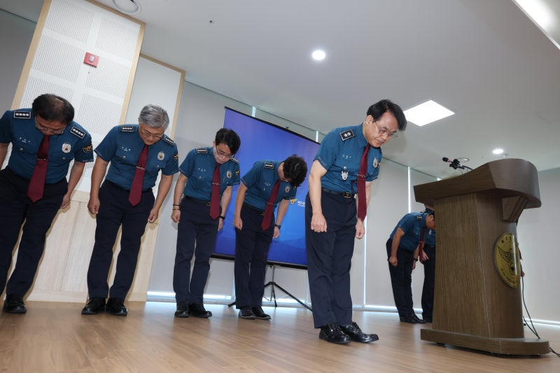 고평기 <b>제주경찰청장</b> “허위 종결, 거짓된 행동으로 상처 드렸다” 사과