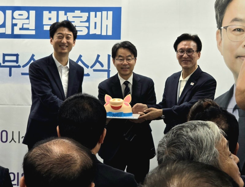 <b>김민석</b> “<b>YS</b> 계승했다면... 국힘, 이진숙 내쫓아야”