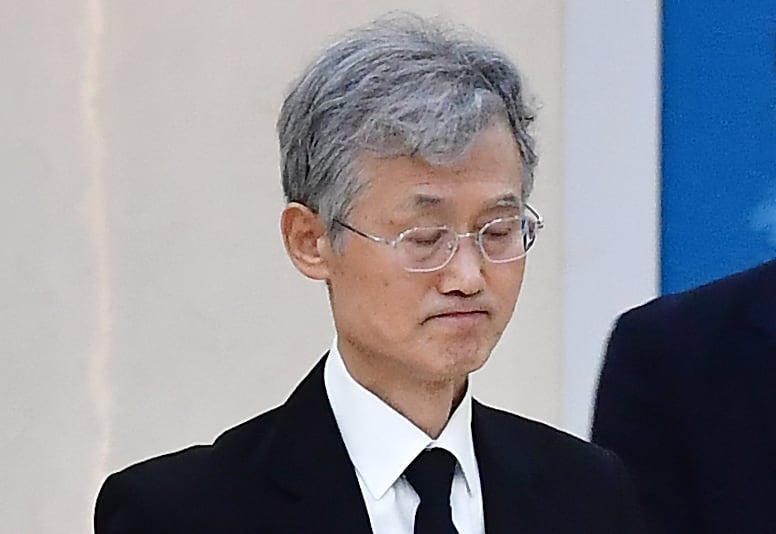 강훈식 비서실장, <b>조희대</b> 대법원장 <b>부친상 조문</b> 예정