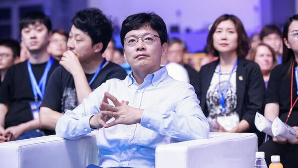 법원 “<b>권혁빈</b> 스마일게이트 창업자 이혼, <b>2조5500억</b>원 <b>재산 분할</b>”...역...