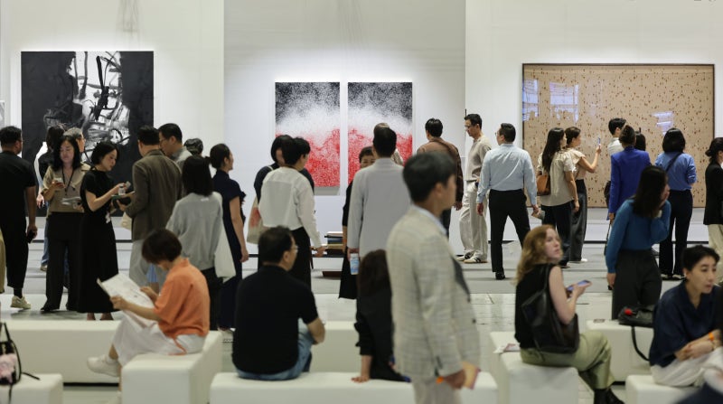 ‘환율·세금·빠진 거품’ 3대 호재에 얼어붙었던 미술시장, 돈 들어온다