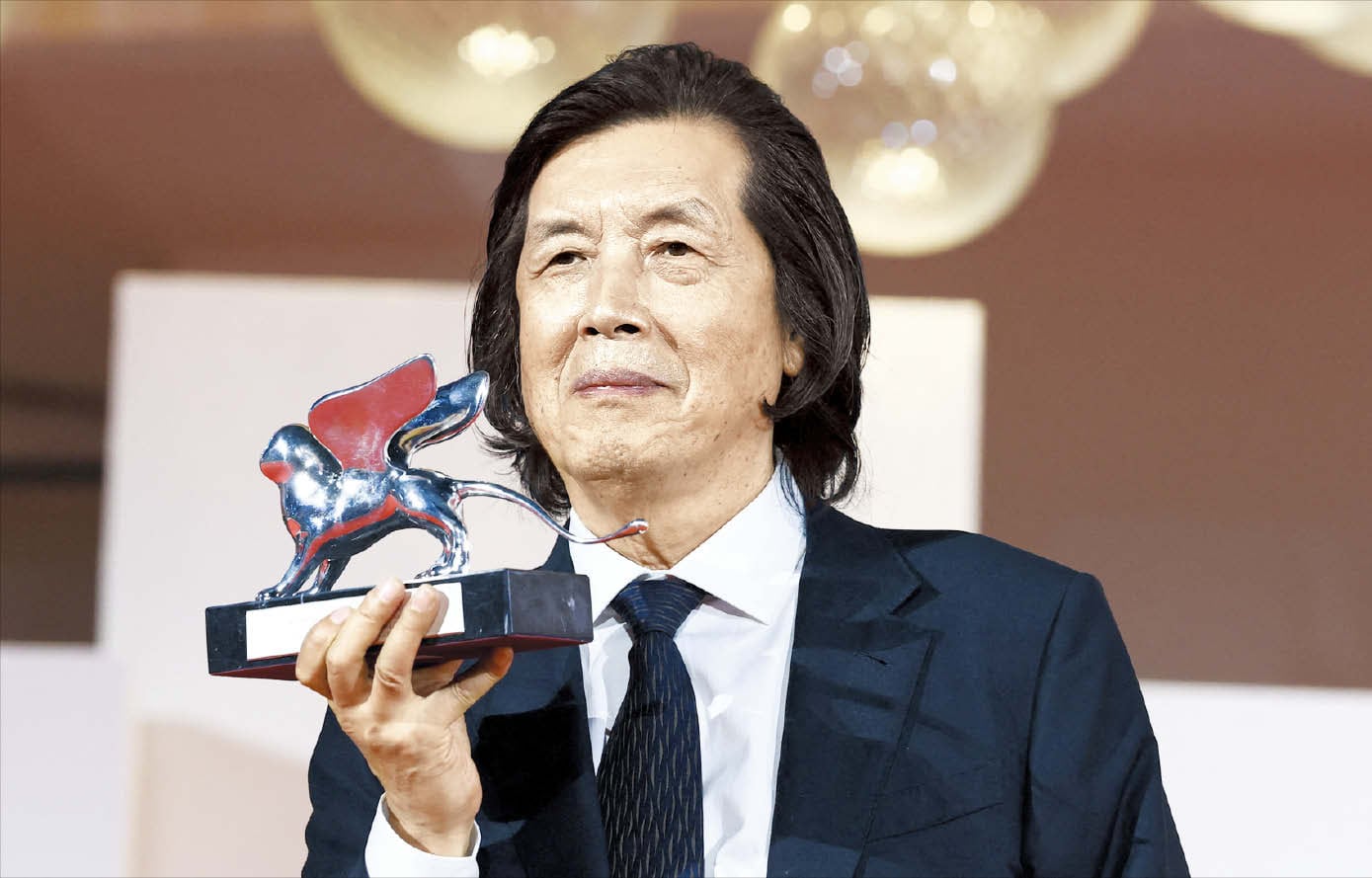 이창동 감독, 한국 첫 베네치아영화제 ‘심사위원대상’