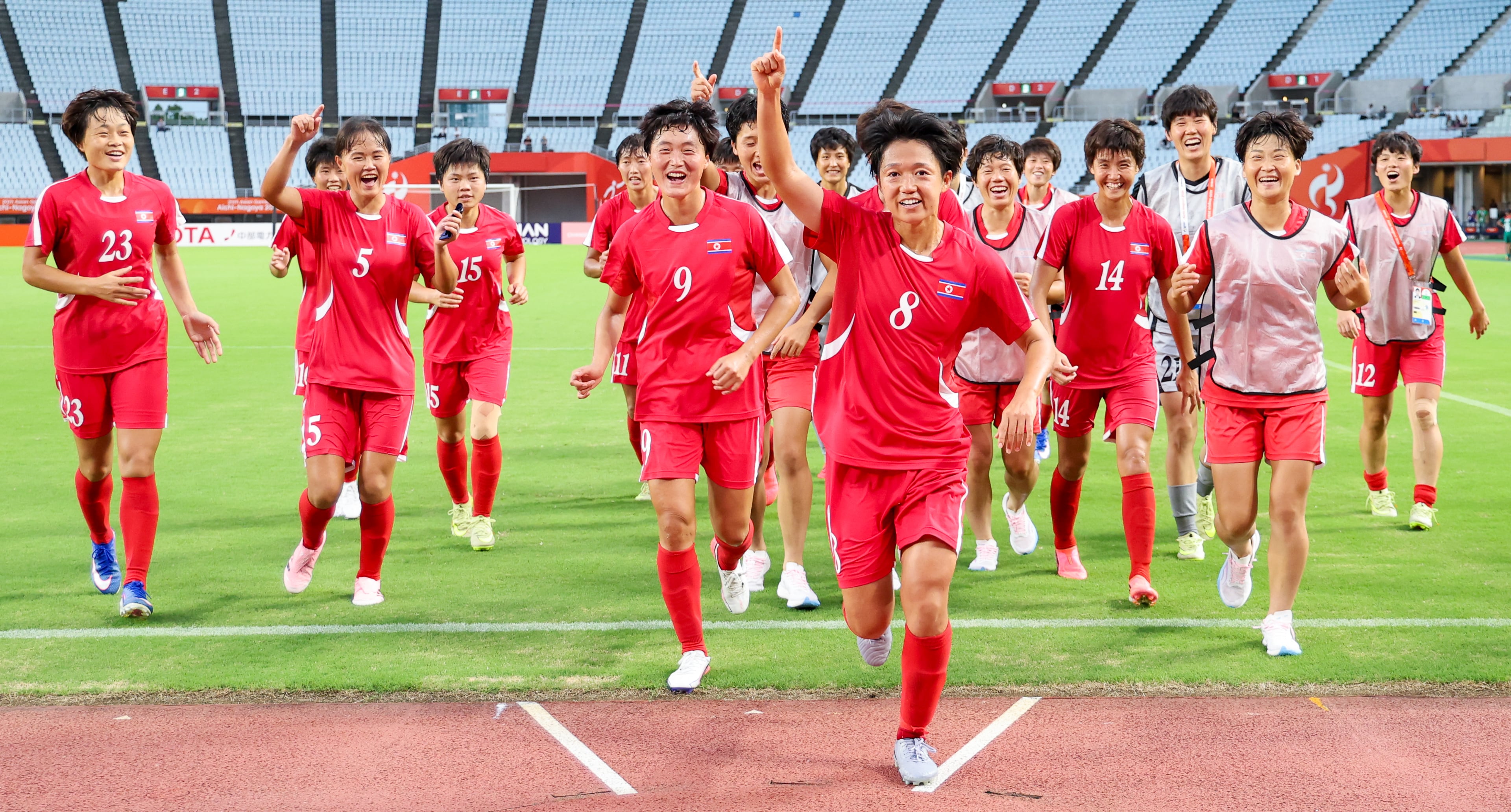 “한국은 강호” 언급한 北여자<b>축구</b>, 1차전 방글라데시에 10골 맹폭