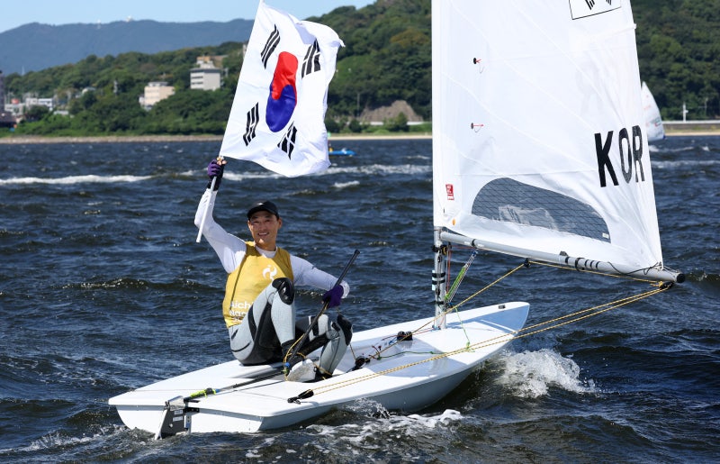 요트 하지민 통산 4번째 金… 女축구는 중국 꺾고 3위