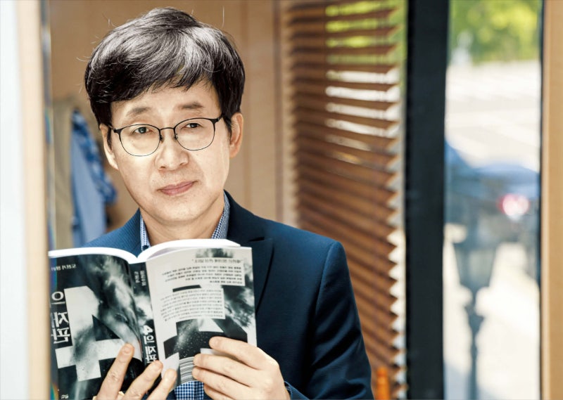 “변론이든, 소설이든 생각나면 바로바로 쓴다”