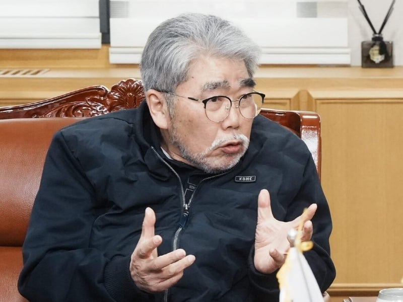 면접서 꼴찌하고도 공기업 사장된 사람 김현지 주례였다