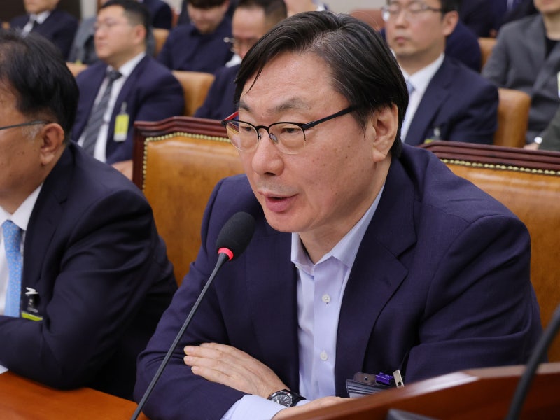 <b>이화영</b> 전 부지사 측 “<b>가석방</b> 해달라… 李에 화 많이 났다"