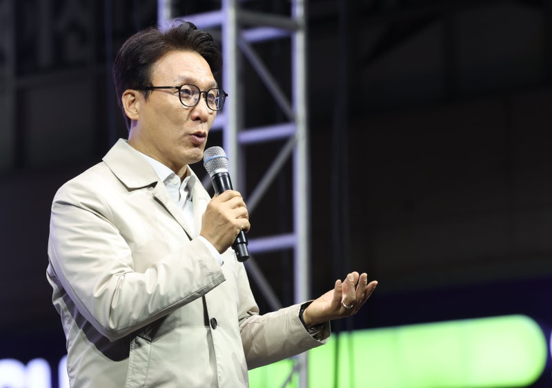 김민석, <b>정청래</b> 美 <b>비자</b> 발급 <b>보류</b>에 “강한 유감”