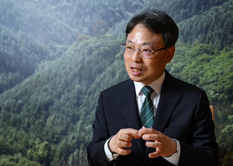 “멈춘 소나무재선충 항공방제…내년부터 다시 시작하겠다”