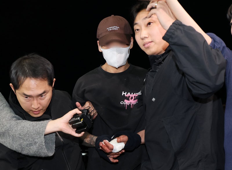 ‘<b>장모 살해</b>·아내 납치' 20대, 혐의 인정… 오늘 구속영장 신청 예정