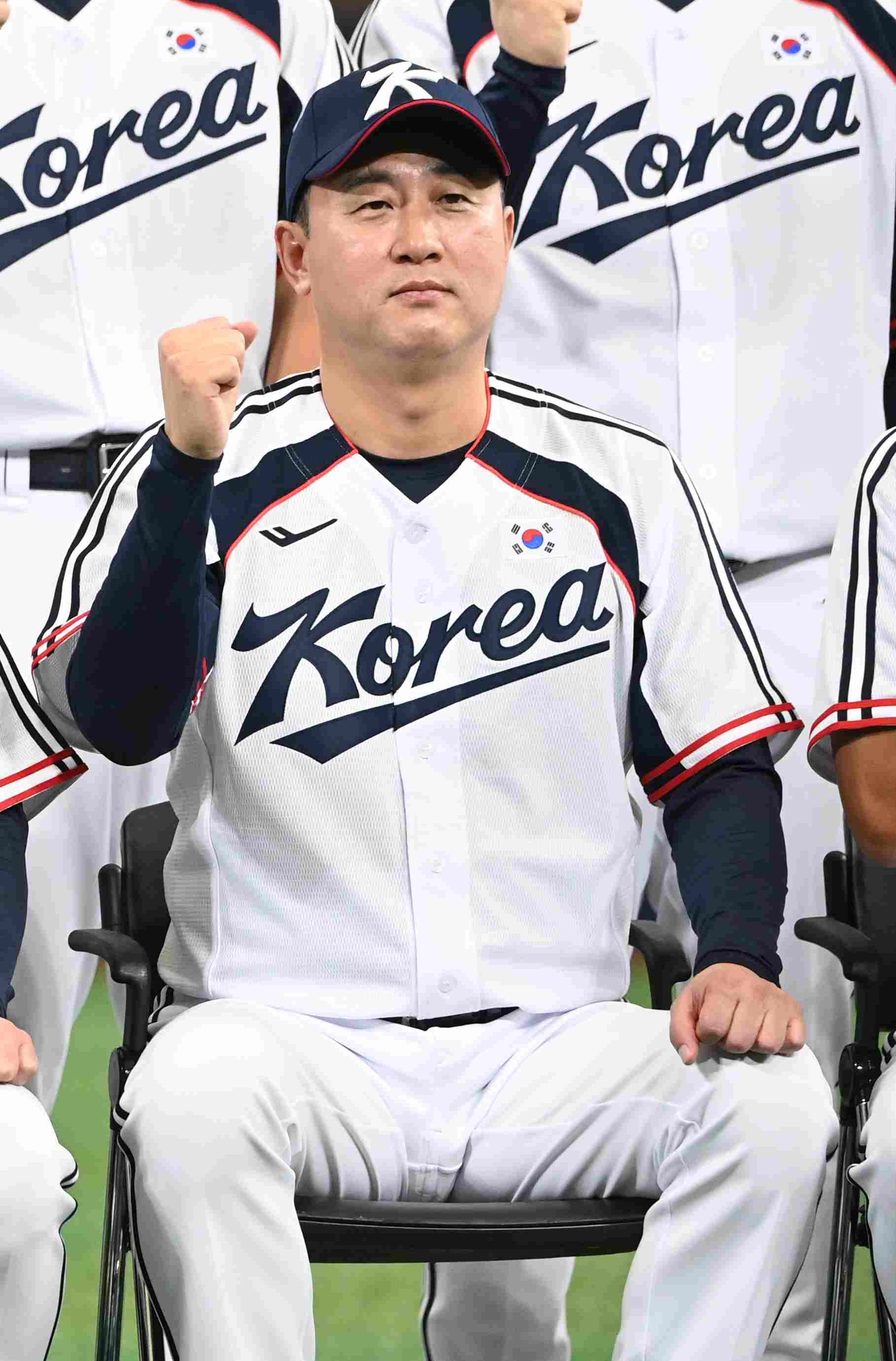 한화 지휘봉 내려놨던 최원호, 야구 국가대표 사령탑으로 깜짝 복귀