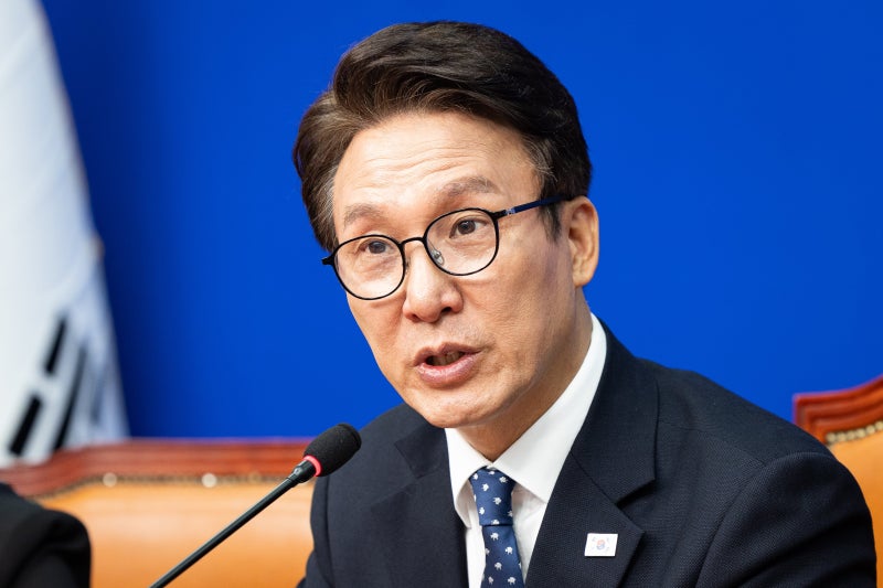 <b>가상자산</b> 내년 <b>과세</b> 유예?... <b>김민석</b> “올해 안에 정리해야”