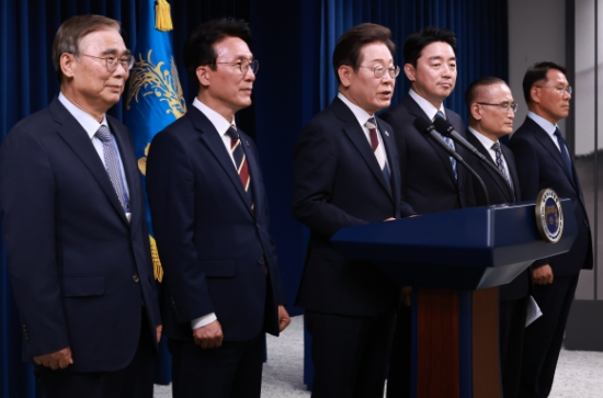 <b>이재명</b> 대통령, 김민석 국무총리·<b>이종석</b> 국정원장 후보자 지명