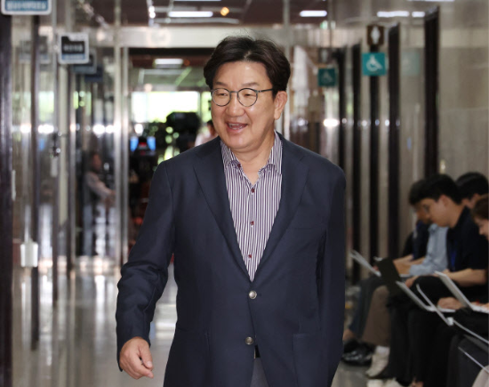 [속보] 김건희 특검, ‘건진법사 게이트’ <b>통일교</b>·<b>권성동</b> 압수수색