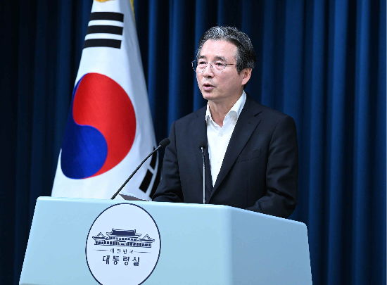 <b>대통령실</b> “美 관세<b>협상</b>, <b>반도체</b>·이차전지·바이오도 논의중”