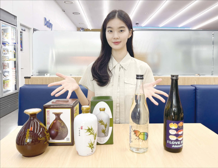  GS리테일에서 바이주,사케 카테고리 매출이 전년 대비 3.5배 성장했다.서양술로 몰린 관심이 동양술로 옮겨오고 있다는 평가다.(GS리테일 제공)