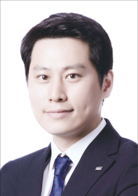  1981년생/ 전북대 무역학과/ 2007년 미래에셋생명 입사/ 퇴직연금기획·PB영업본부 선임PB/ GA영업본부 지점장(현)