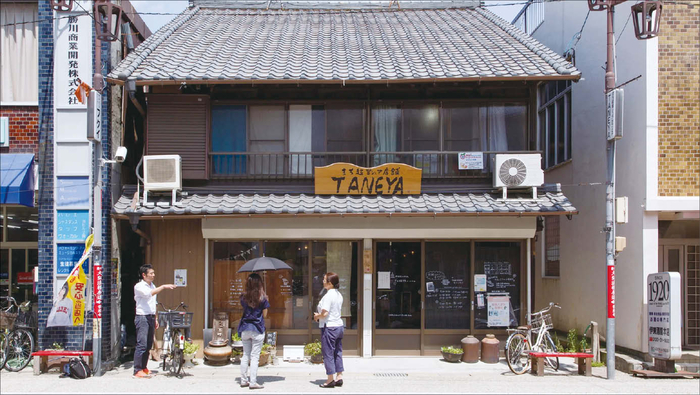  공유형 상업 공간‘타네야’는 쇠퇴한 상점가를 되살린 소규모 상권 재생 사례로 꼽힌다.(타네야 제공)