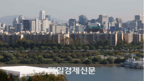 서울 아파트 경매, 4년 만에 최고 낙찰가율 기록!