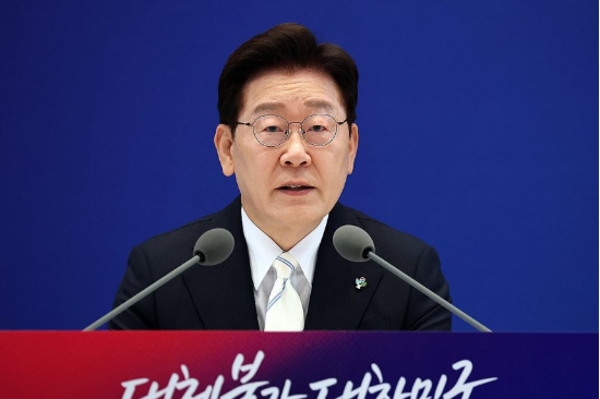 李 대통령 “주가 조작·부동산 범죄 엄단”