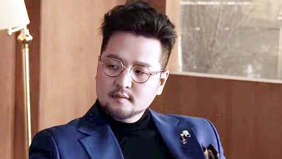 30만원 내고 구급차로 행사장…<b>김태우</b> "변명 여지없는 잘못"