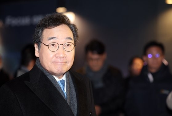 <b>이낙연</b> "<b>이재명 사퇴</b>·지도부 교체하면 대화…연말까지 시간 주겠다"