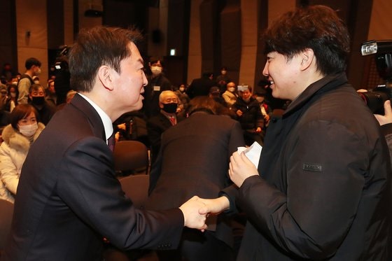 <b>안철수</b> “<b>이준석 신당</b>, 이삭줍기 효과 없다”