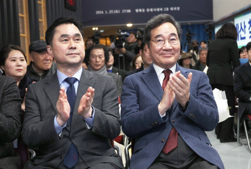 [속보] <b>미래대연합</b>·새로운<b>미래</b>, <b>공동창당</b> 합의…가칭 개혁<b>미래</b>당