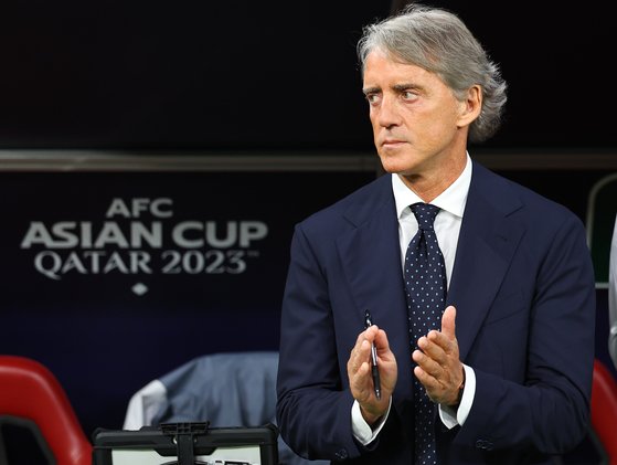 승부차기 중 '조기퇴근' 사우디 <b>감독</b> "<b>경기</b> 끝난 줄 알았다"