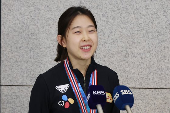 <b>김민선</b> 빙속 6차 월드컵 <b>500m 금메달</b>, 정재원은 매스스타트 은메달