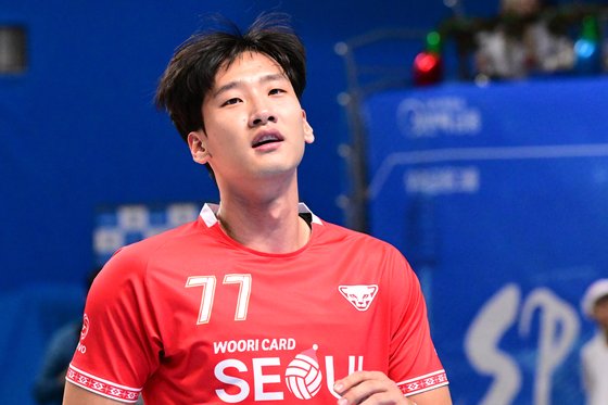 [김기자의 V토크] <b>우리카드</b> 우승 향한 마지막 열쇠 송명근