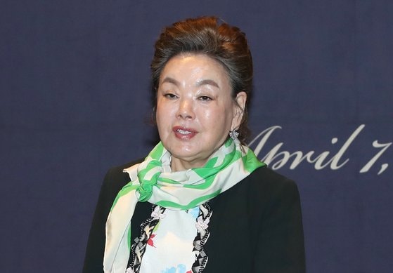 <b>배우 김수미</b> 지분 회사, 억대 꽃게 대금 미지급 소송 승소