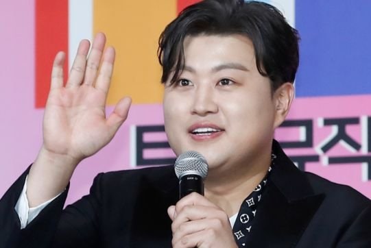 <b>김호중</b> 공연 공동주최 SBS미디어넷, 불참 통보…경찰 "구속영장 검토"