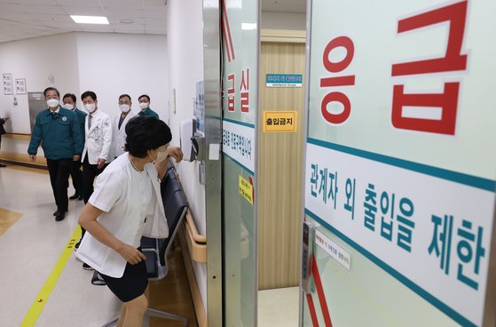 在Masan Medical Center的急診室，位於Masan Happo -Gu，Gyeongnam，Changwon -Si。Yonhap新聞