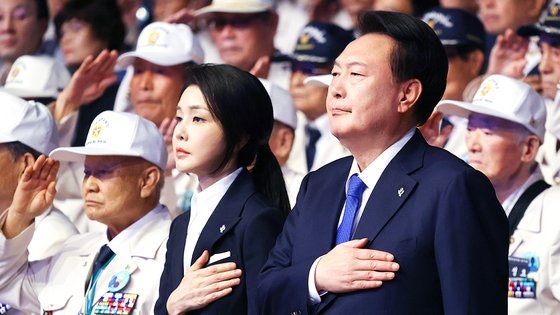 [속보] 尹 "북러 조약, 역사 진보에 <b>역행</b>하는 <b>시대착오적 행동</b>"