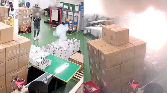 SBS가 공개한 아리셀 공장 3동 2층 배터리 작업장에서 처음 연기가 피어오르는 모습(왼쪽). 이후 폭발로 번졌다. SBS 캡처