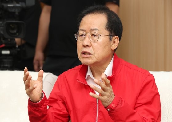 <b>홍준표</b> "<b>한동훈</b>, <b>유승민</b> 길 가고 있다…성공땐 尹정권 무너질 것"