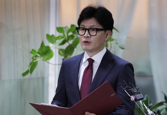 <b>한동훈</b> "의료공백 해소 위해 '<b>여야의정 협의체</b>' 구성하자"