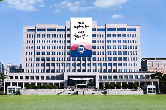 [속보] 尹-<b>한동훈 독대</b> 사실상 무산…<b>대통령실</b> "별도 협의 사안"
