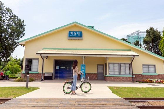 ‘낭만 여행’은 Z세대 소셜 검색어에 자주 등장한다.