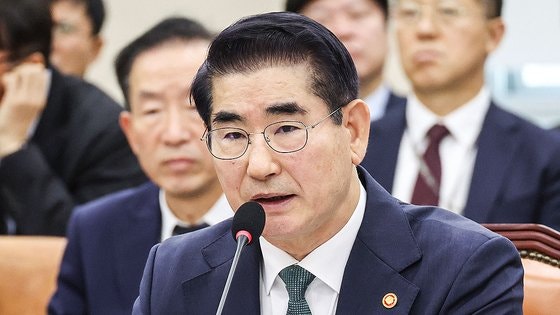 野이기헌 "<b>김용현</b>, <b>계엄</b> 일주일 전 '<b>오물풍선</b> 원점 타격' 지시"