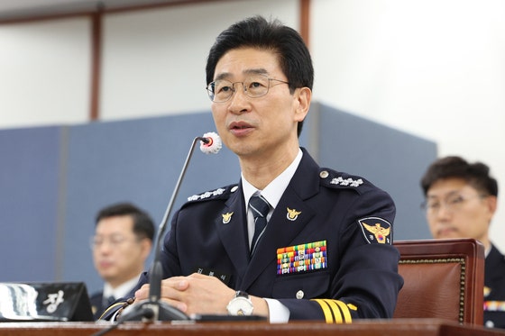 <b>김봉식</b> "尹, 국회의원 등 주요 인사 <b>체포 지시</b>한 적 없어"
