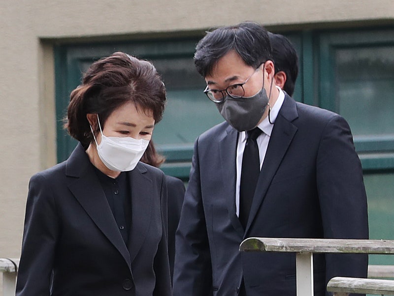 '故<b>박원순 성희롱</b>' 항소심도 인정…"<b>인권위</b> 결정 타당"