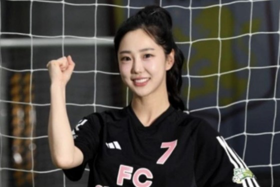'故<b>오요안나</b> 가해 의혹' 김가영, 라디오 이어 '골때녀'도 하차
