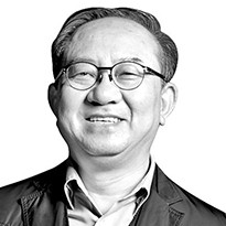 [김봉렬의 공간과 공감] 완전체를 꿈꾸는 아크로폴리스 박물관